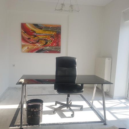 Nn Larisa Deluxe Apartment Extérieur photo